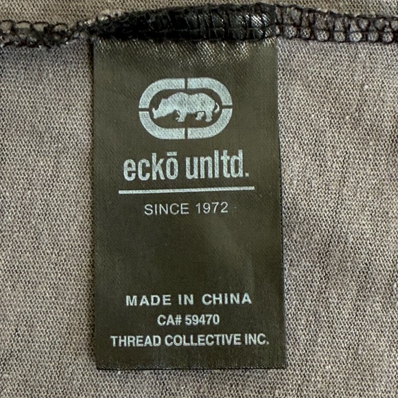 ECKO Unltd Men's Short Sleeve T-Shirt Graphic Tee Gray Black Camo Large V-Neck - Picture 11 of 12